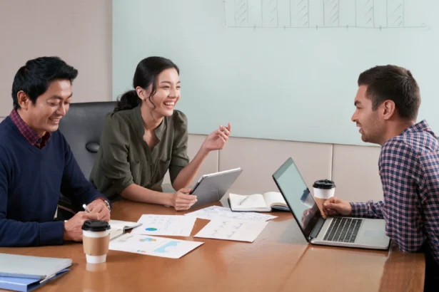 pengertian hubungan industrial adalah