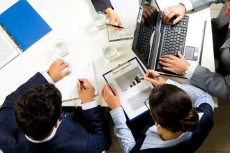 peran advokat dalam transaksi merger dan akuisisi