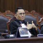 rangkap jabatan advokat